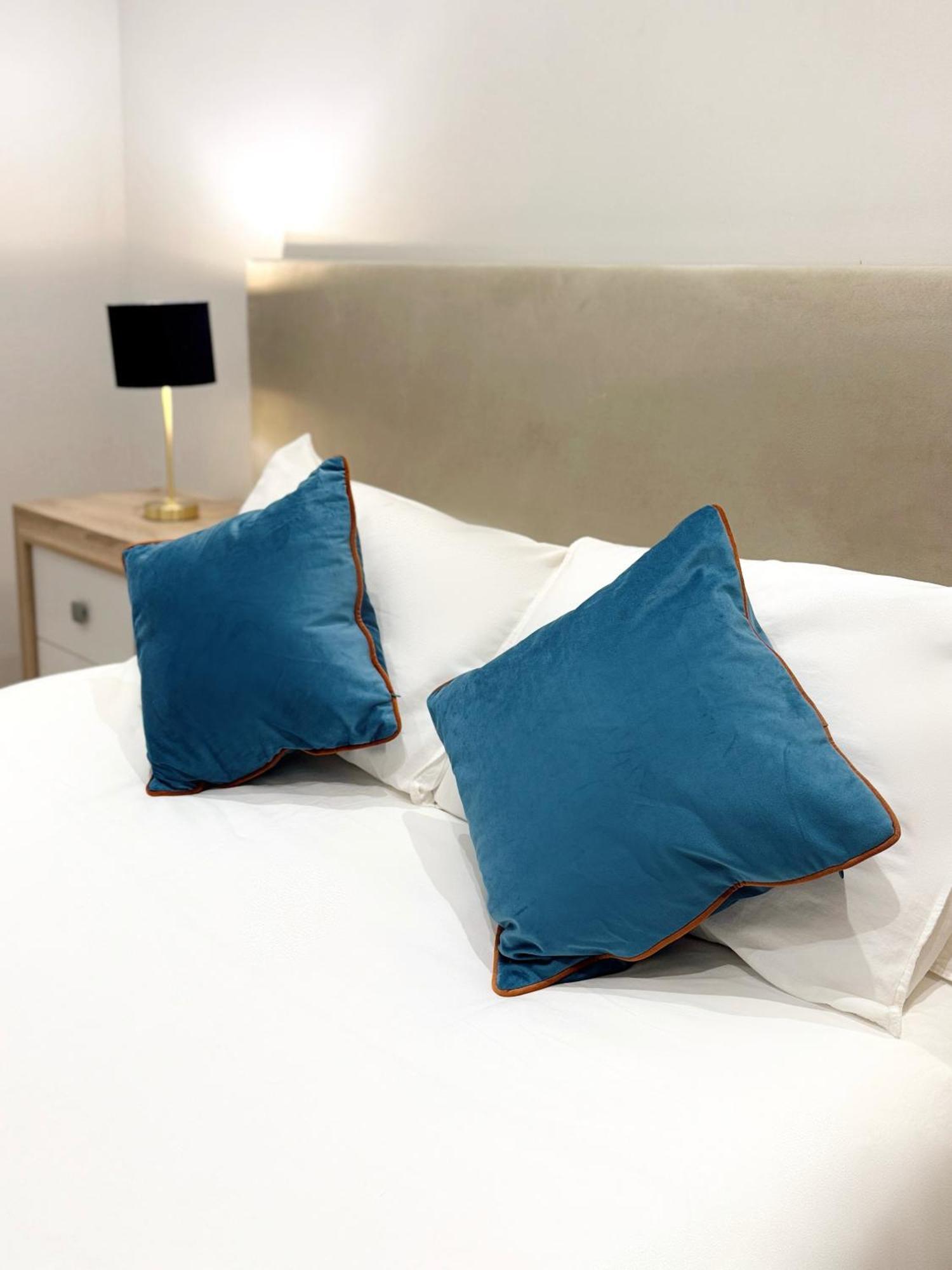 Modern City Centre Two Bedroom Windsor Apartment - Grand Central House Gibraltar Ngoại thất bức ảnh